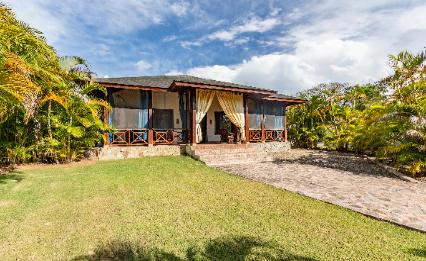 Vacation House rentals Sosua only 80 meters away from Playa Laguna Beach
